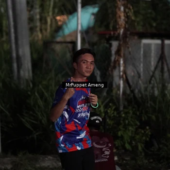 Runner Photo 6049917