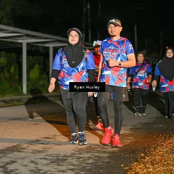 Runner Photo 6049925