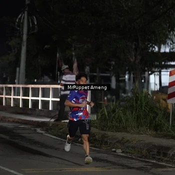 Runner Photo 6049982