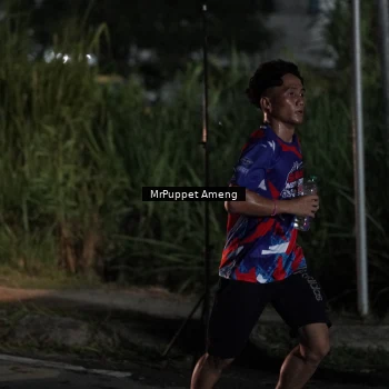 Runner Photo 6050015
