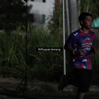 Runner Photo 6050037