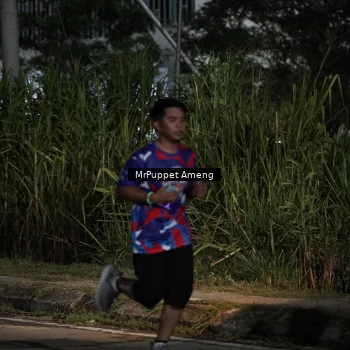 Runner Photo 6050040