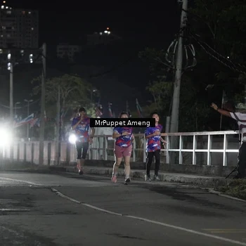 Runner Photo 6050095