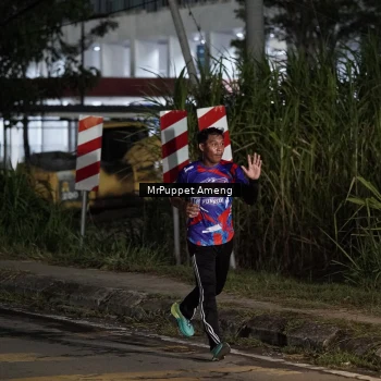 Runner Photo 6050240