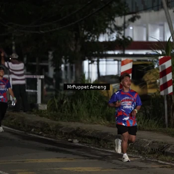 Runner Photo 6050258