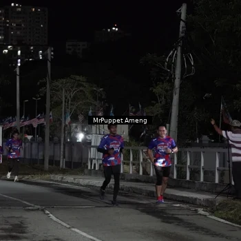 Runner Photo 6050346