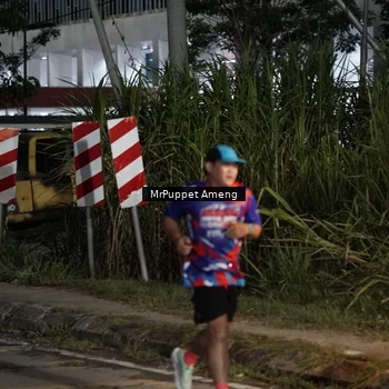 Runner Photo 6050408