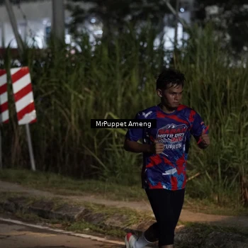 Runner Photo 6050478