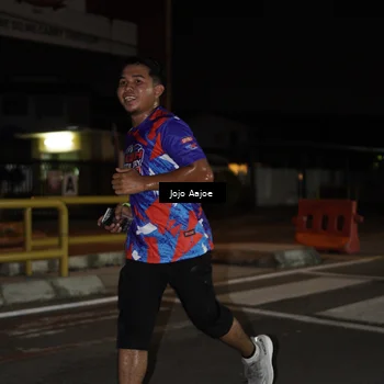Runner Photo 6050564