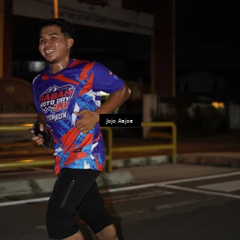 Runner Photo 6050596