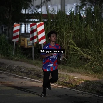 Runner Photo 6050630