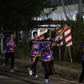 Runner Photo 6050652