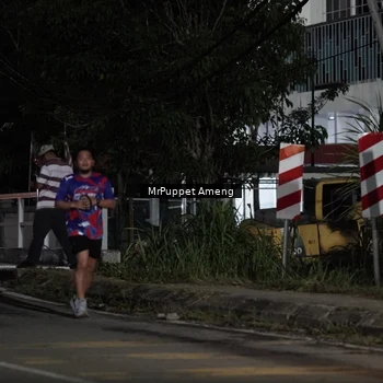 Runner Photo 6050763