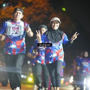 Runner Photo 6050905