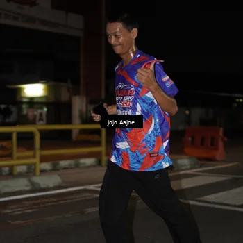 Runner Photo 6051007