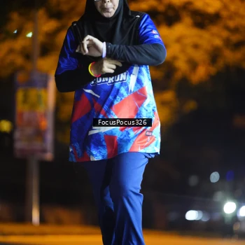 Runner Photo 6051039