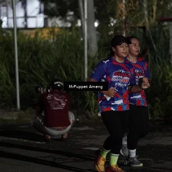 Runner Photo 6051043