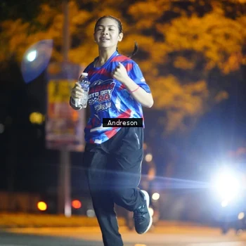 Runner Photo 6051057