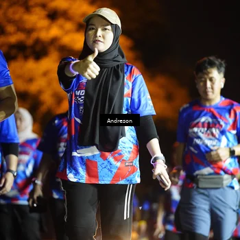 Runner Photo 6051071