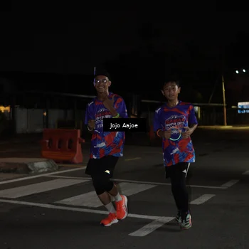 Runner Photo 6051118