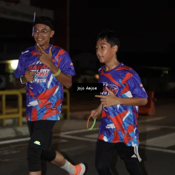 Runner Photo 6051180