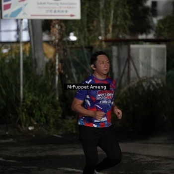 Runner Photo 6051188