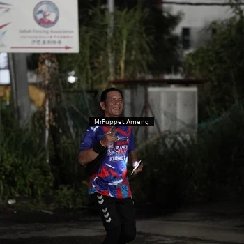 Runner Photo 6051196