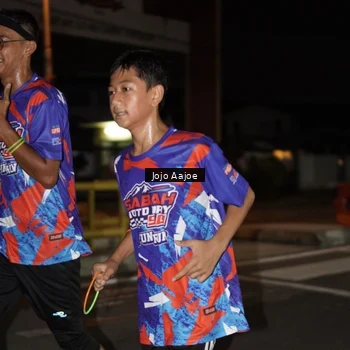 Runner Photo 6051211