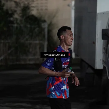 Runner Photo 6051263