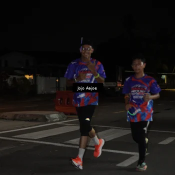 Runner Photo 6051278