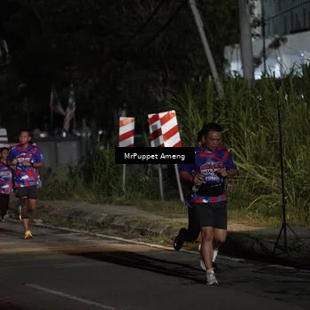 Runner Photo 6051308