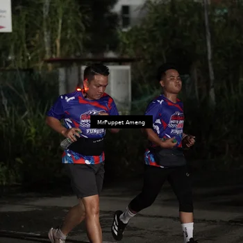 Runner Photo 6051315