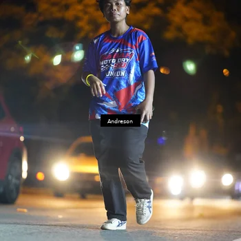 Runner Photo 6051350
