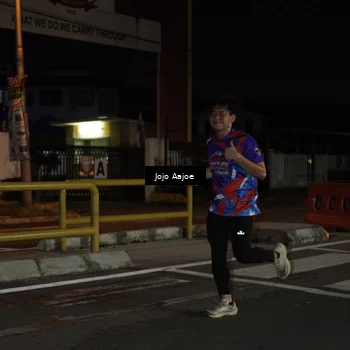 Runner Photo 6051352