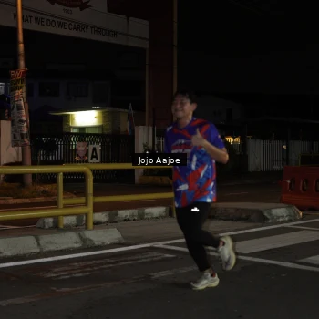 Runner Photo 6051373