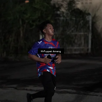Runner Photo 6051438