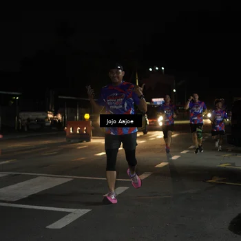 Runner Photo 6051464