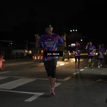 Runner Photo 6051503