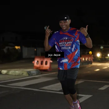 Runner Photo 6051556