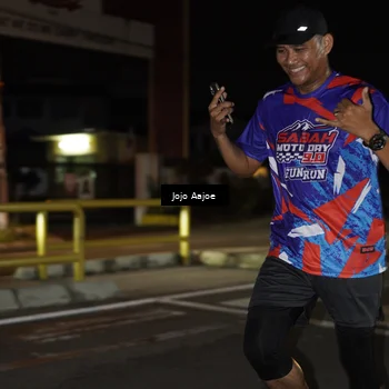 Runner Photo 6051592