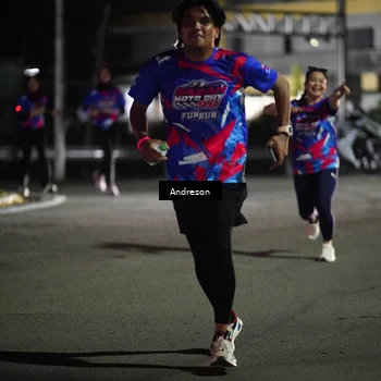Runner Photo 6051675