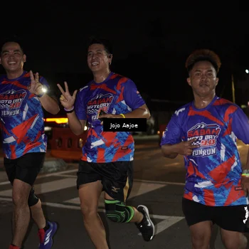 Runner Photo 6051676