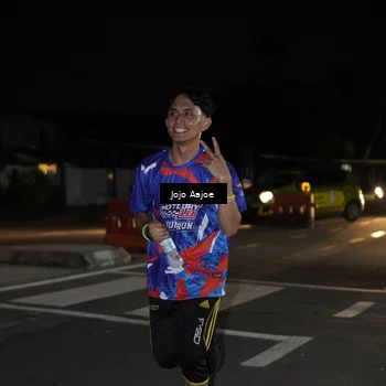 Runner Photo 6051893