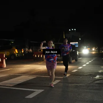 Runner Photo 6051898