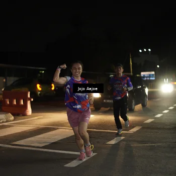 Runner Photo 6051919