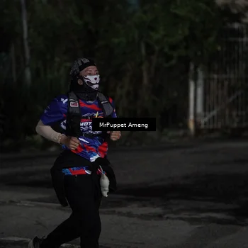 Runner Photo 6052044
