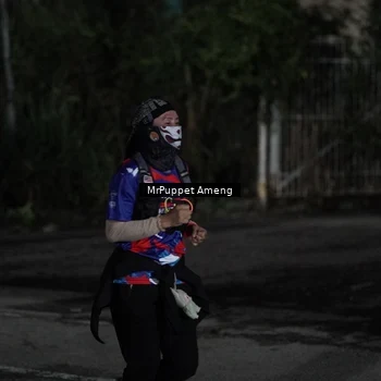 Runner Photo 6052047