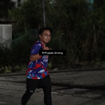 Runner Photo 6052068
