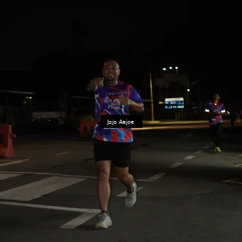 Runner Photo 6052085