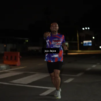 Runner Photo 6052088